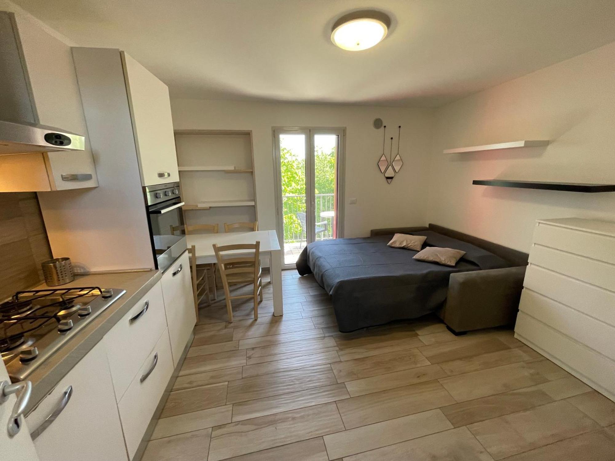 Reverso - Alloggi Con Solarium Vista Mare Caorle Buitenkant foto
